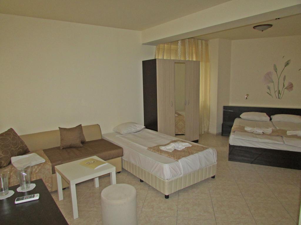 Hotel Brilliance Варна Номер фото