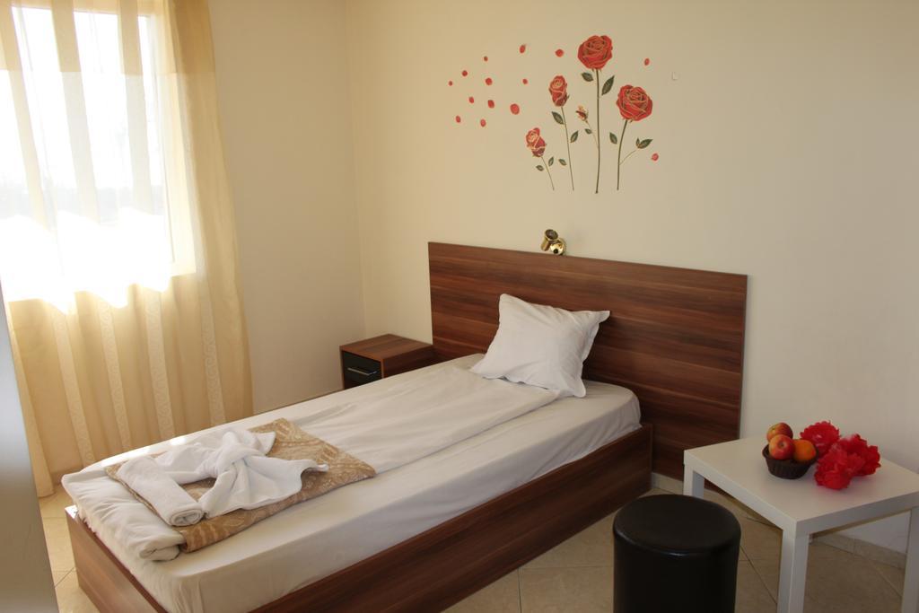 Hotel Brilliance Варна Номер фото