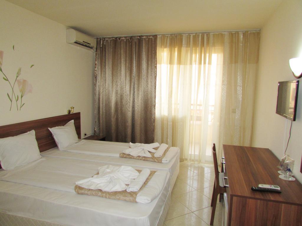 Hotel Brilliance Варна Экстерьер фото